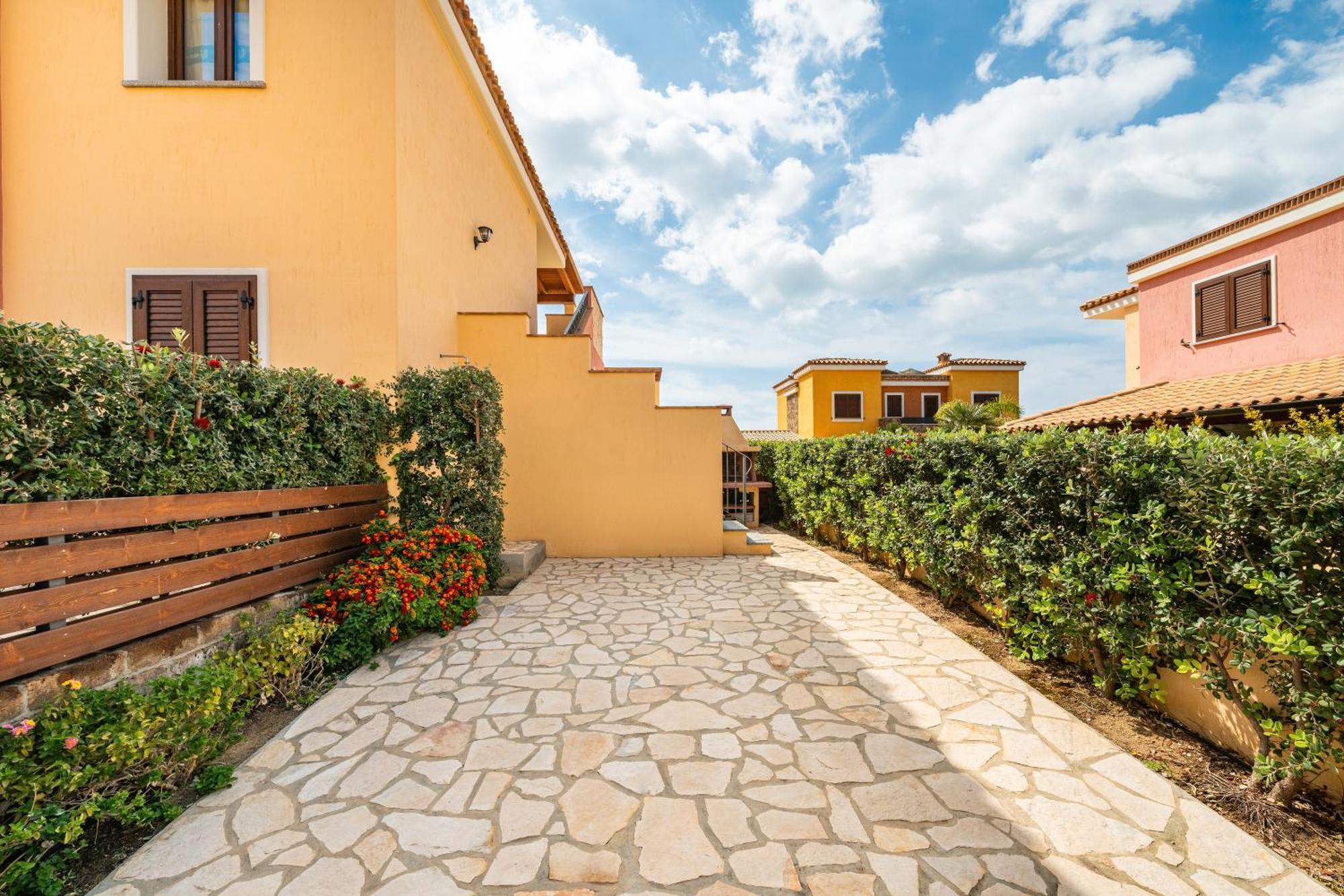 Villa Mattia House à Villasimius Extérieur photo